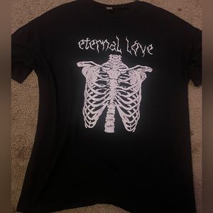 ETERNAL LOVE SKELETON OVER SIZED T-SHIRT